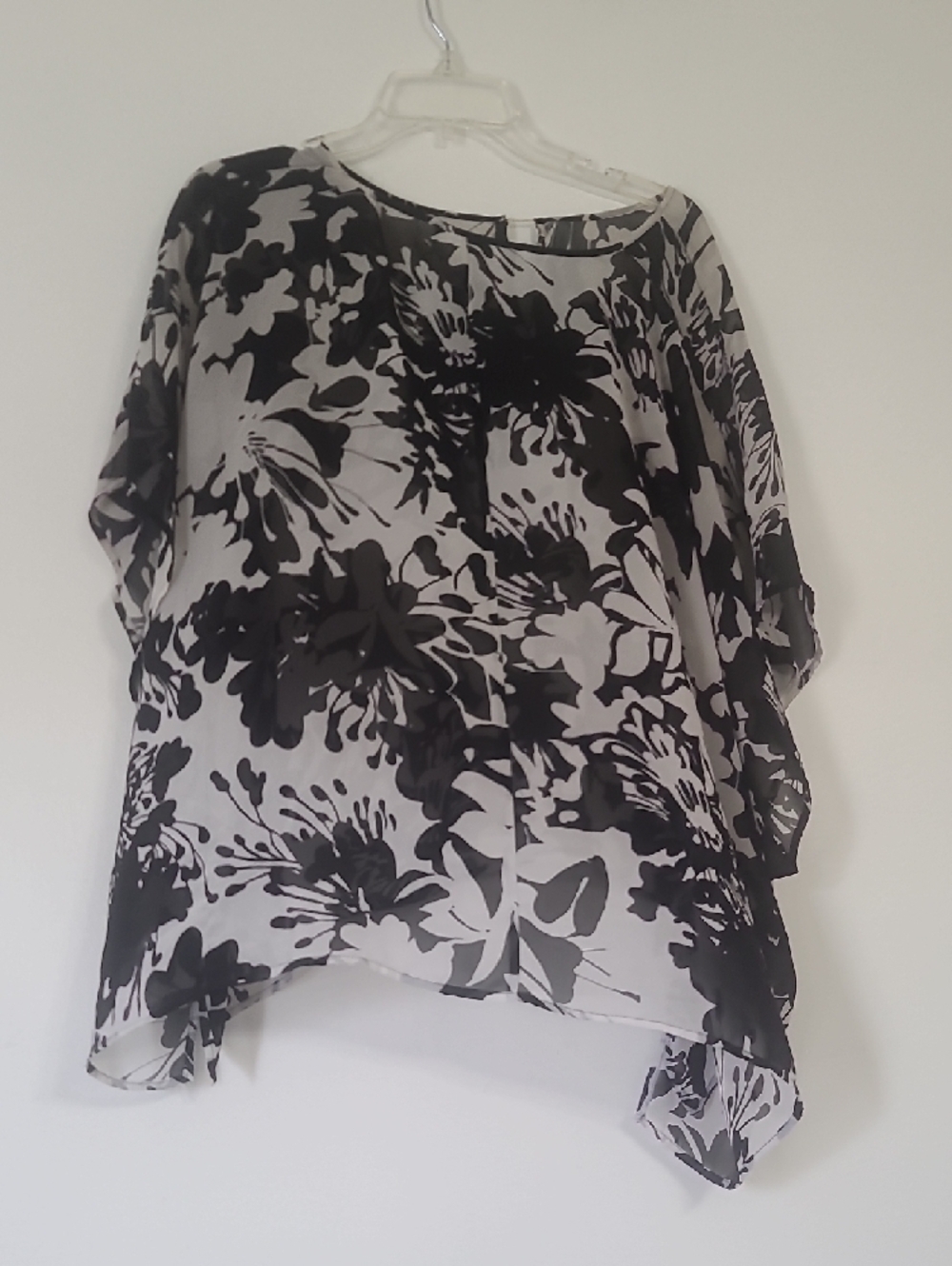 Black & White Floral Chiffon Women's Top - Lightweight Layered Blouse